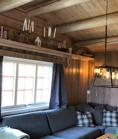 Koselig Familiehytte Pa Vakre - Naer Geilo